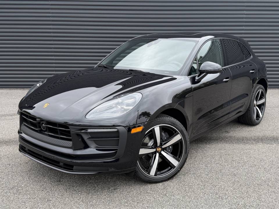 2026 Porsche Macan