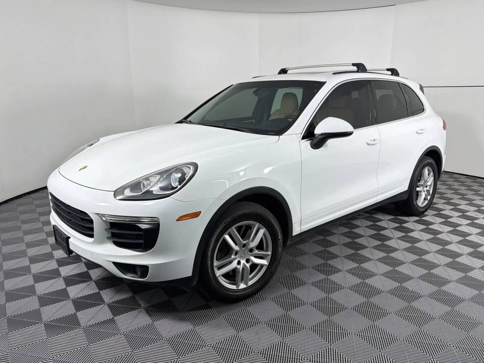 2016 Porsche Cayenne Base