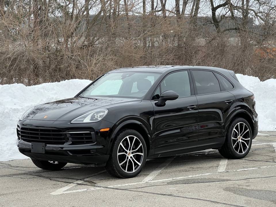 2023 Porsche Cayenne Base