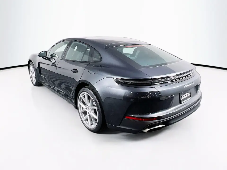 2025 Porsche Panamera 4 E-Hybrid - Photo 23