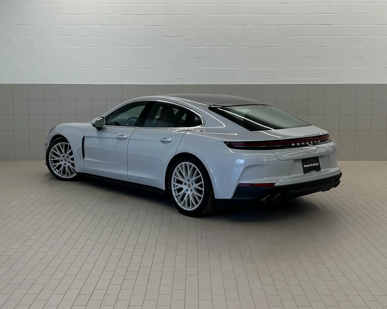 2026 Porsche Panamera Base - Photo 24