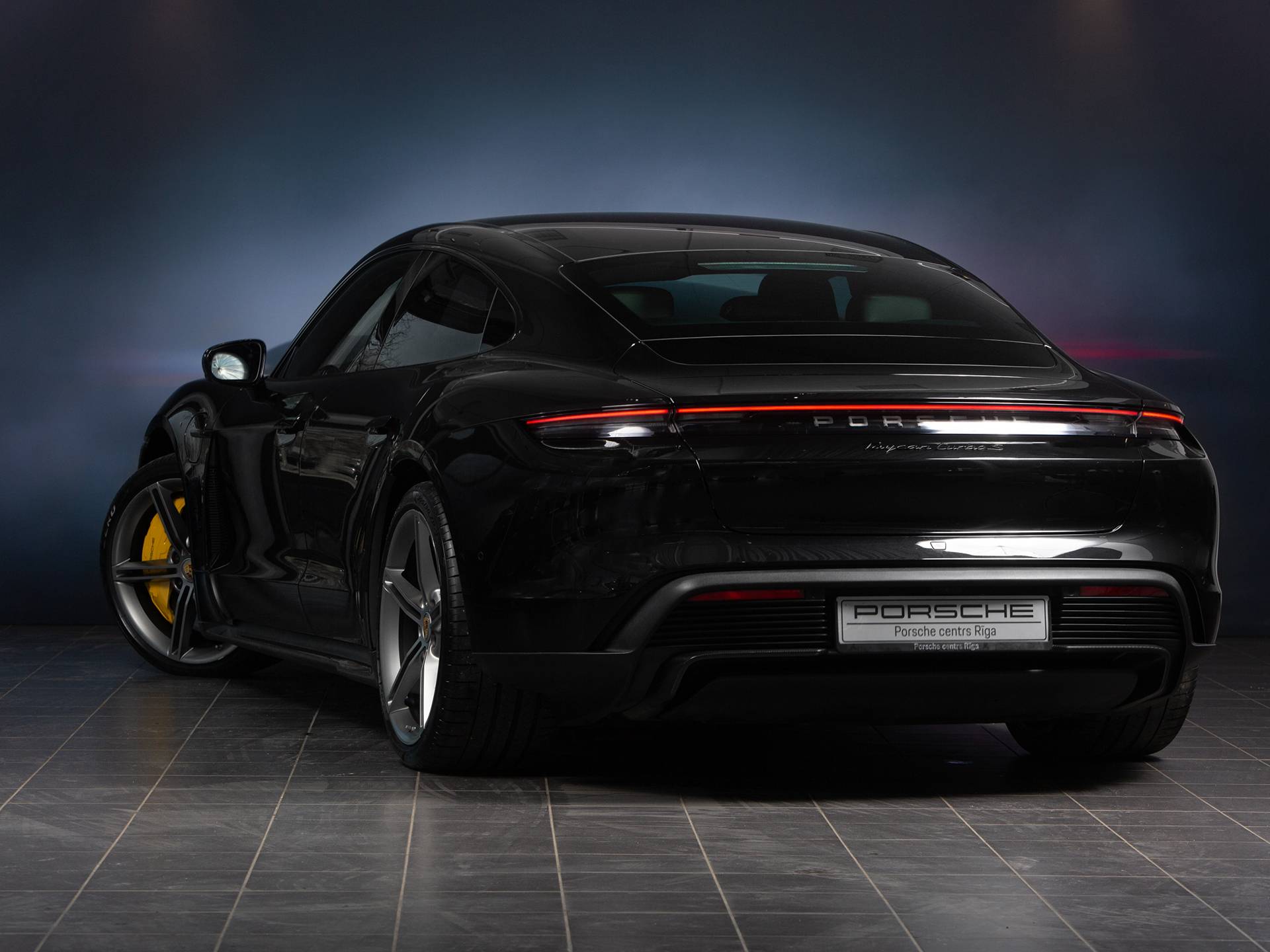 Поиск новых автомобилей
