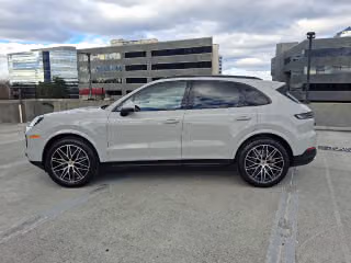 2026 Porsche Cayenne Base - Photo 9