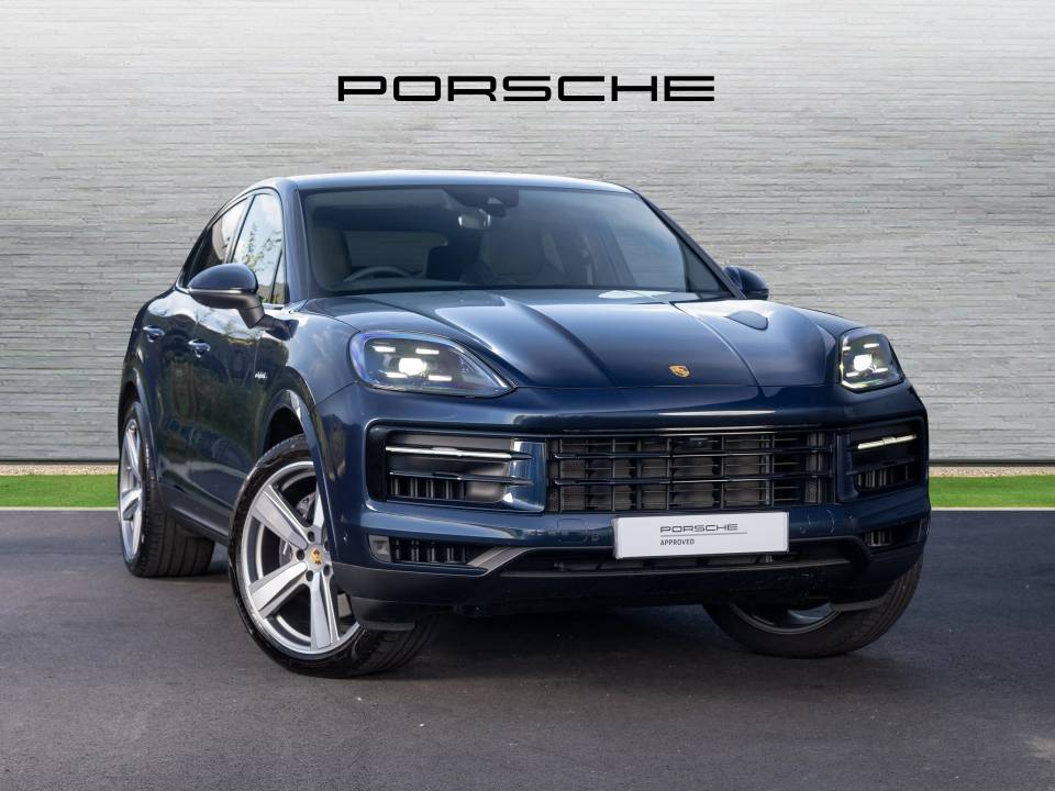 Buy PreOwned Porsche Cayenne EHybrid Coupé (MY24) at Porsche Centre