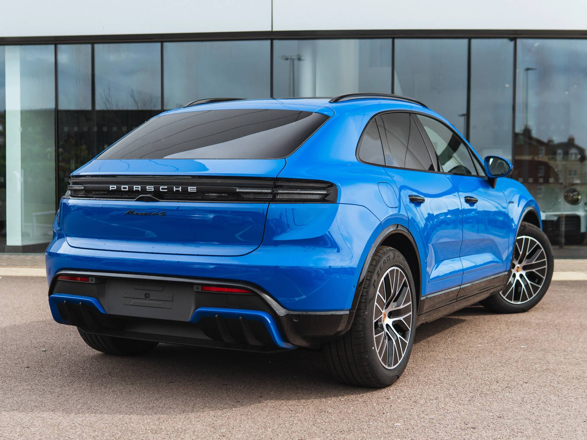 Macan 4S, photo 2 of 27