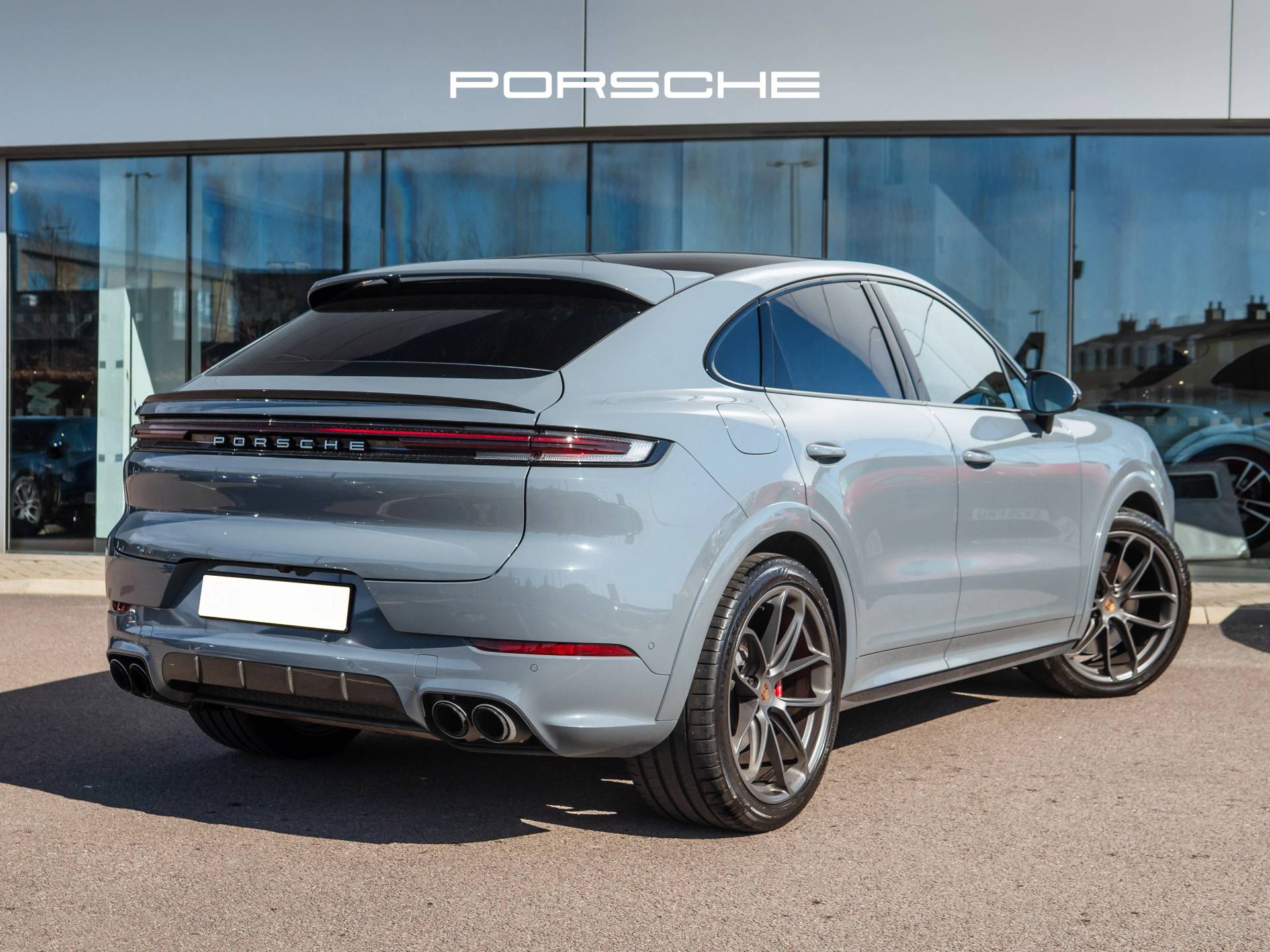 Cayenne S Coupé, photo 2 of 43