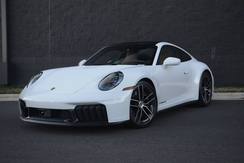 2025 Porsche 911 GTS