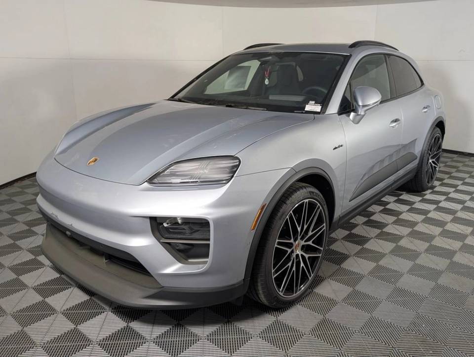 2026 Porsche Macan