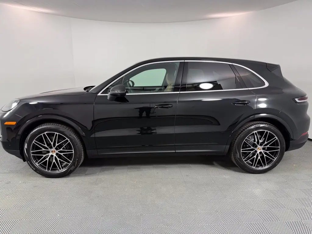 2026 Porsche Cayenne Base - Photo 16