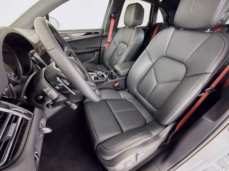 2026 Porsche Macan S - Photo 35