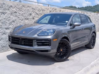 2025 Porsche Cayenne -'s photo