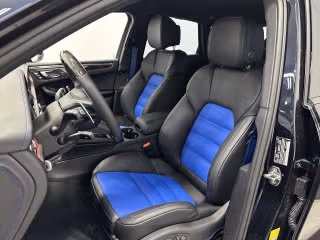 2026 Porsche Macan T - Photo 33