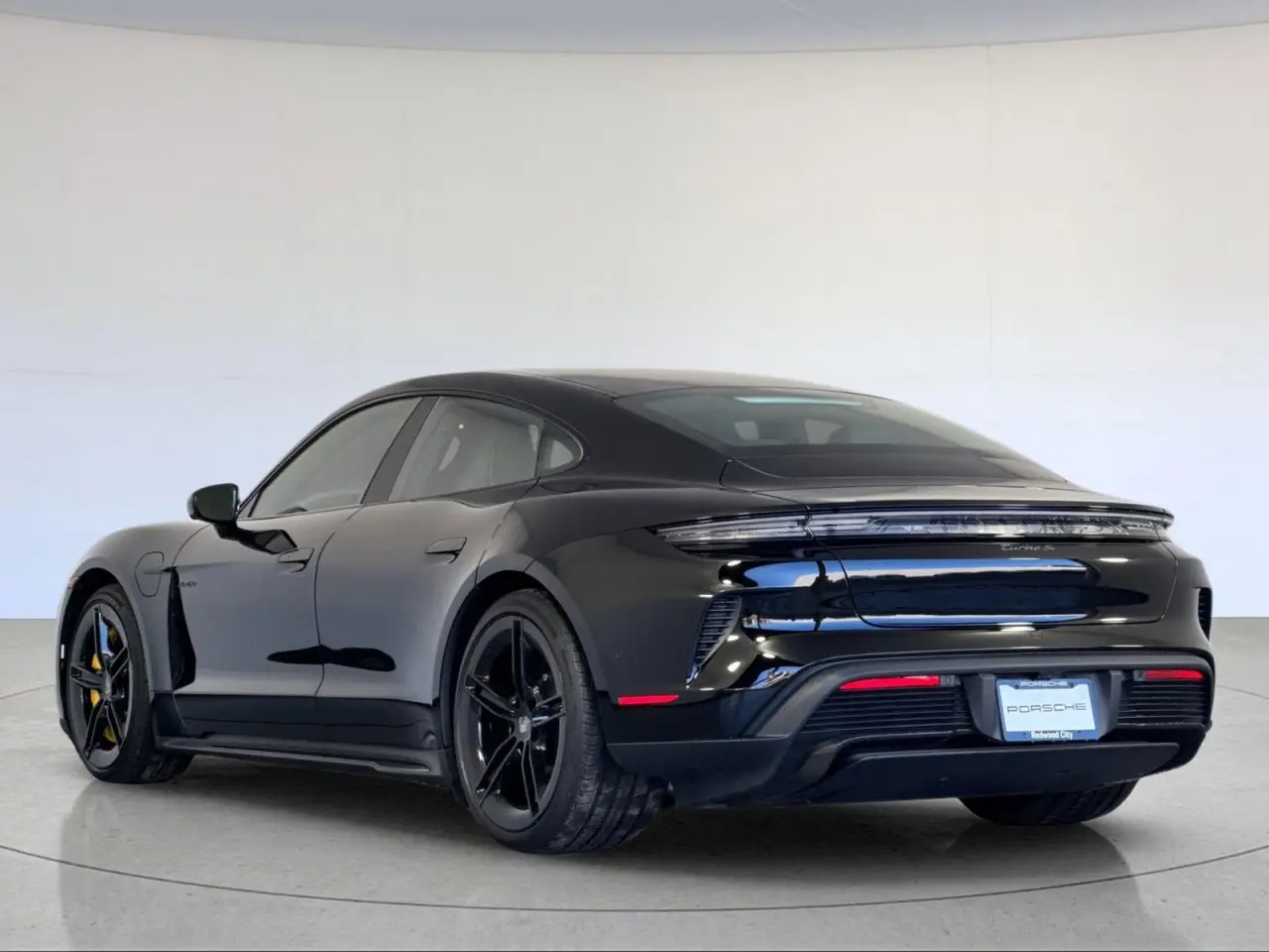 2026 Porsche Taycan Turbo S - Photo 24