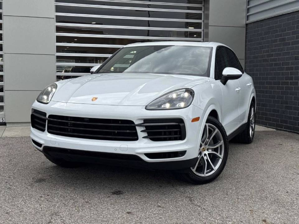 2023 Porsche Cayenne Platinum Edition