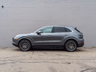 2023 Porsche Cayenne Base - Photo 9