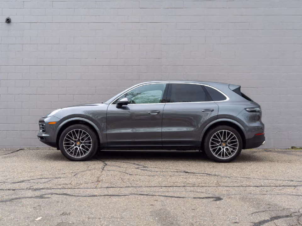 2023 Porsche Cayenne Base - Photo 11