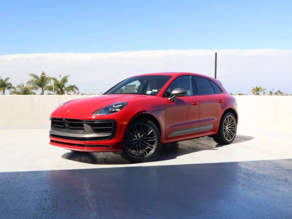 2026 Porsche Macan