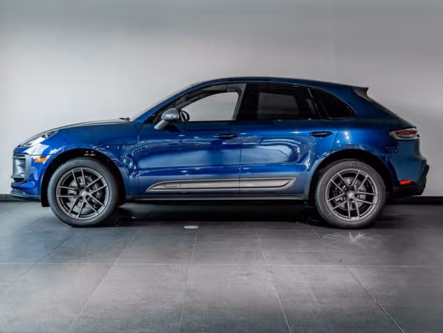 2026 Porsche Macan T - Photo 10