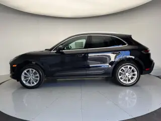 2026 Porsche Macan - Photo 13
