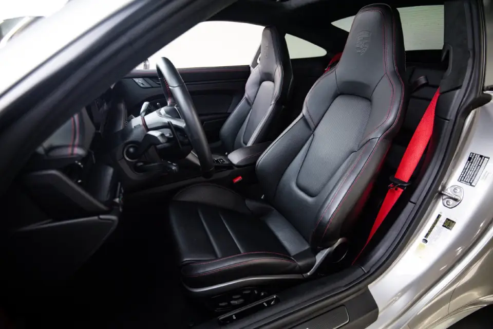 2025 Porsche 911 Carrera GTS (992 II), photo 39
