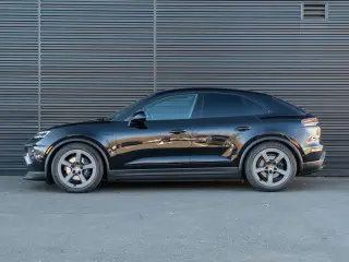 2026 Porsche Macan Base - Photo 13