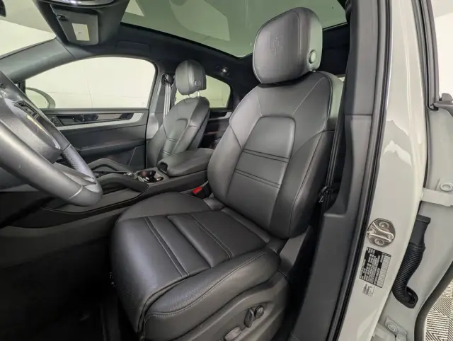 2025 Porsche Cayenne Coup Base - Photo 38