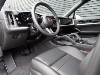 2026 Porsche Cayenne Base - Photo 25