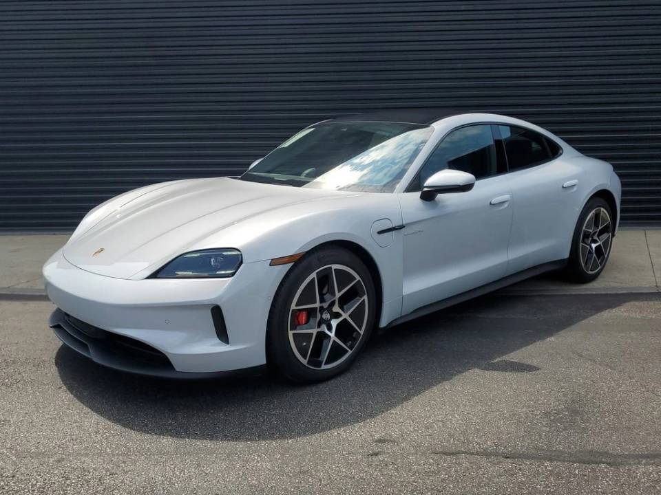2025 Porsche Taycan