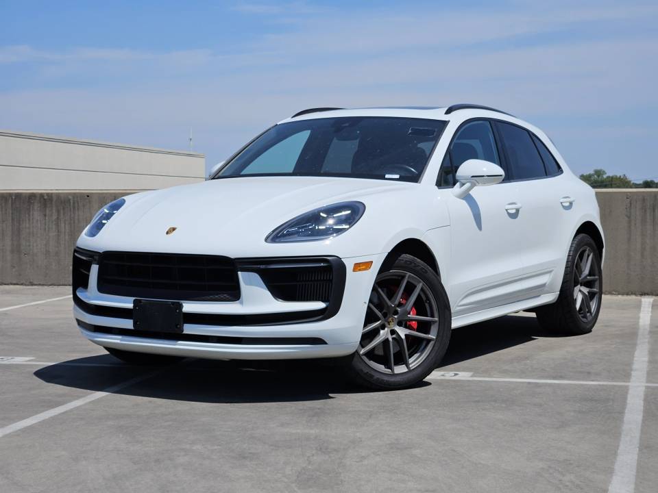 2022 Porsche Macan S