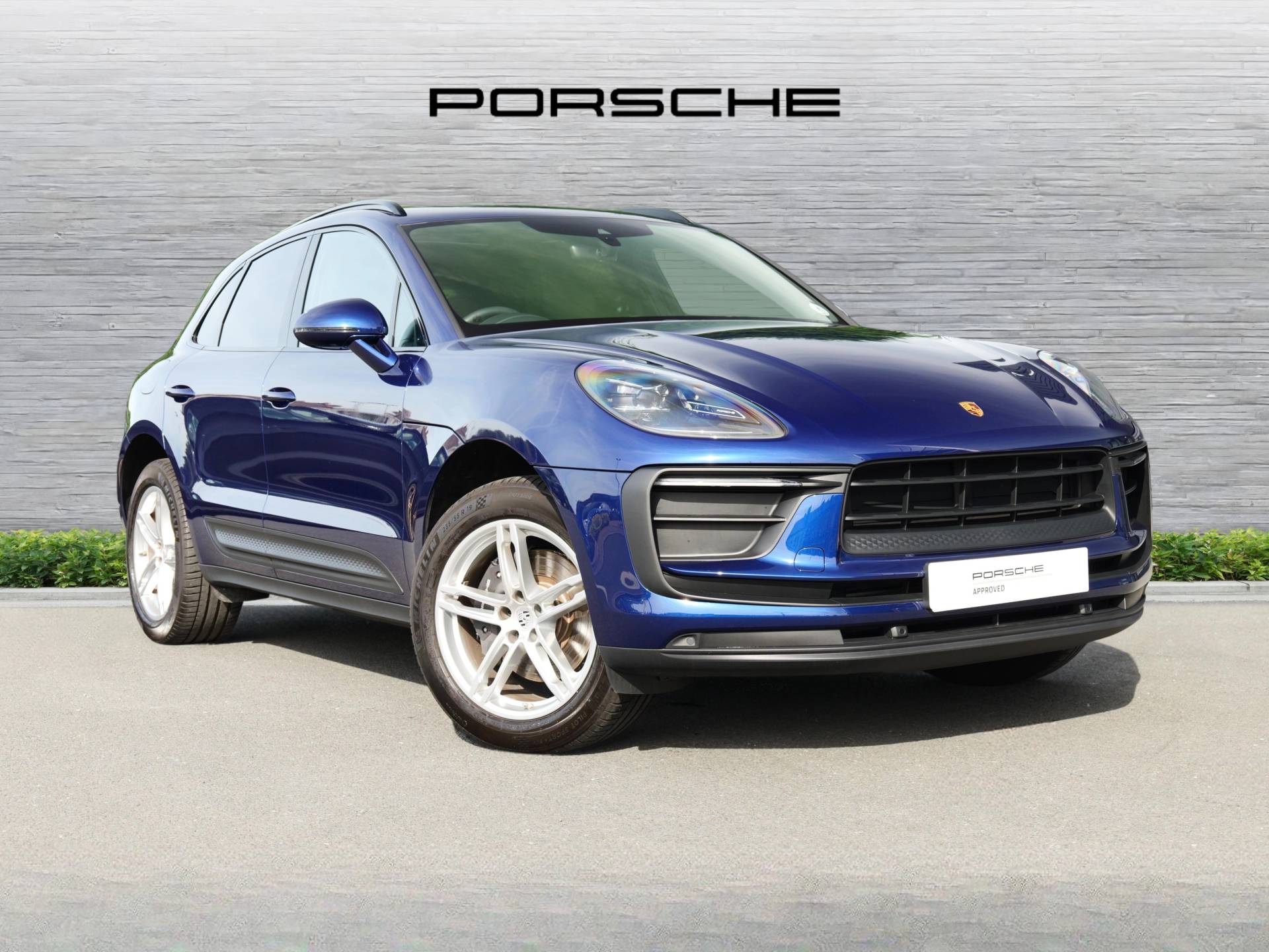Macan, photo 1 of 35
