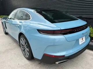 2026 Porsche Panamera 4 E-Hybrid - Photo 21