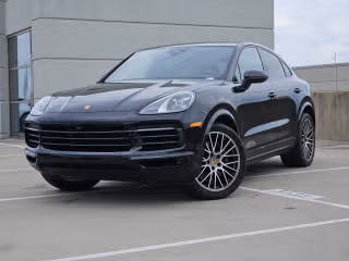 2023 Porsche Cayenne Platinum Edition's photo