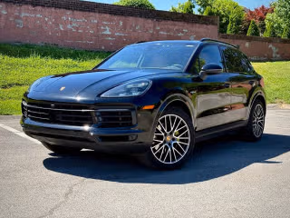 2019 Porsche Cayenne E-Hybrid's photo