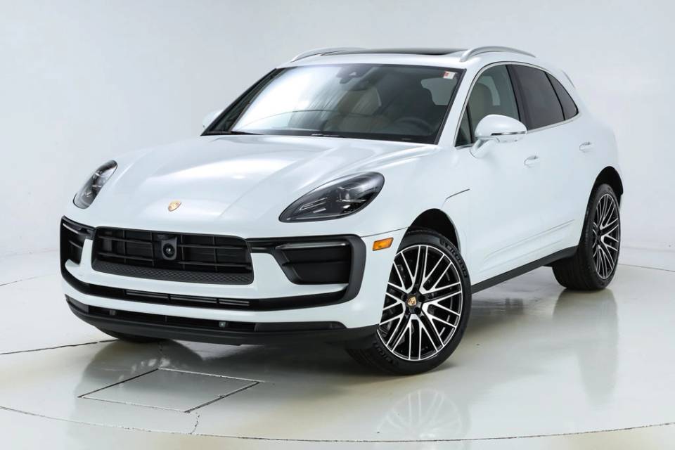 2026 Porsche Macan