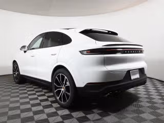 2026 Porsche Cayenne Coup Base - Photo 17