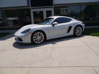 2024 Porsche 718 Cayman S's photo