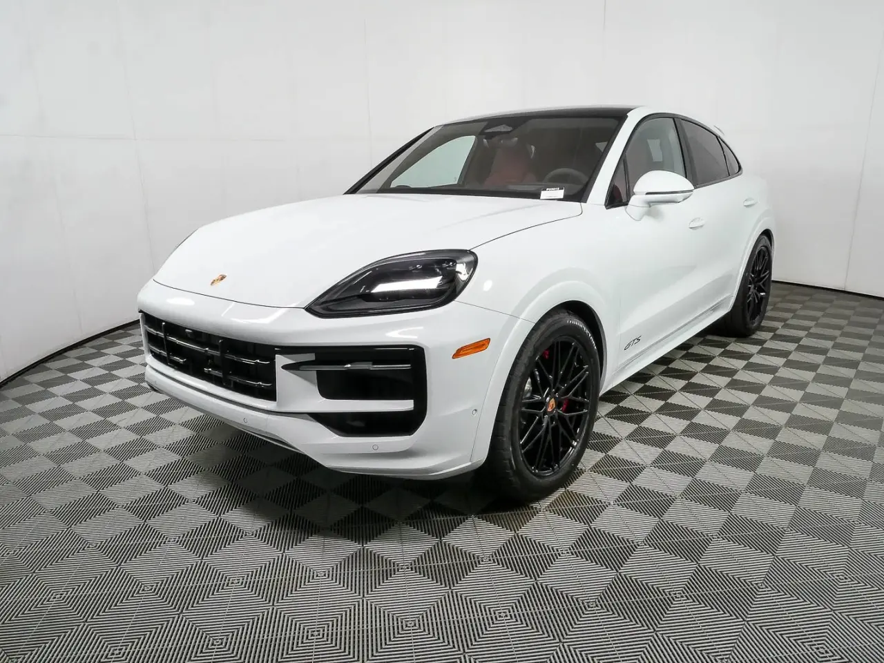 2026 Porsche Cayenne GTS