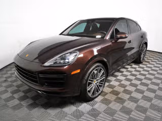2022 Porsche Cayenne Turbo's photo