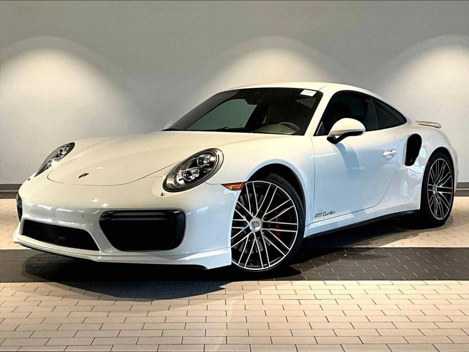2017 Porsche 911 Turbo