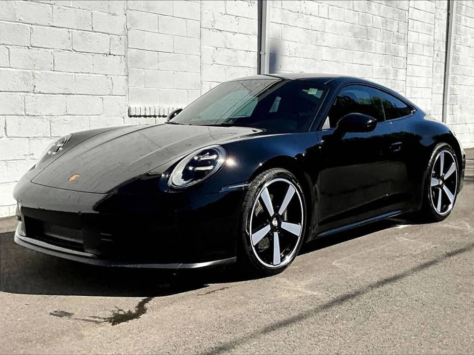 2025 Porsche 911