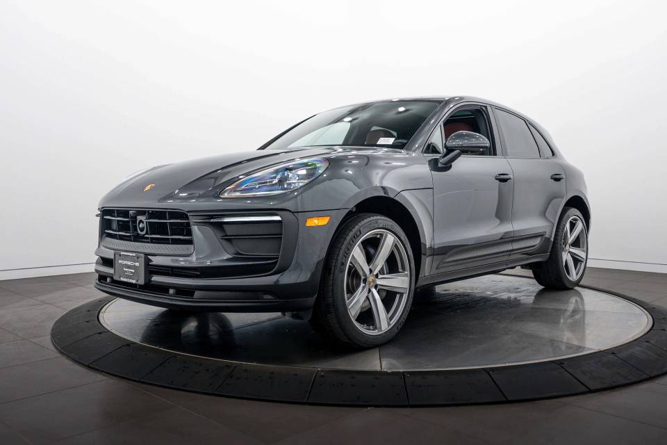 2026 Porsche Macan