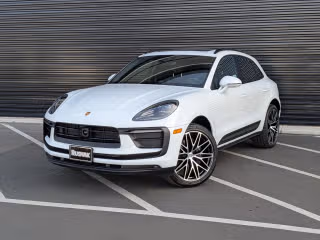 2025 Porsche Macan