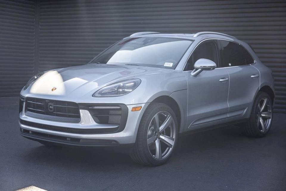 2026 Porsche Macan S