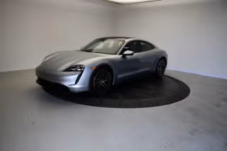 2021 Porsche Taycan -'s photo