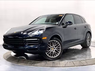 2023 Porsche Cayenne Platinum Edition's photo