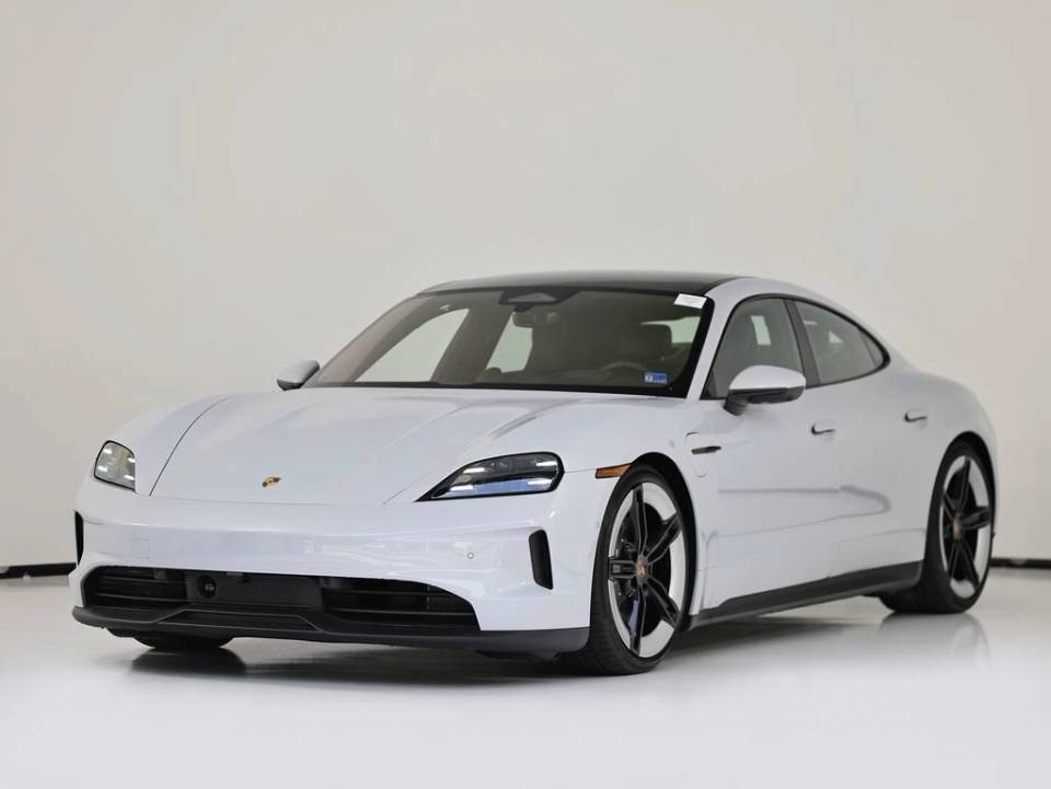 2026 Porsche Taycan