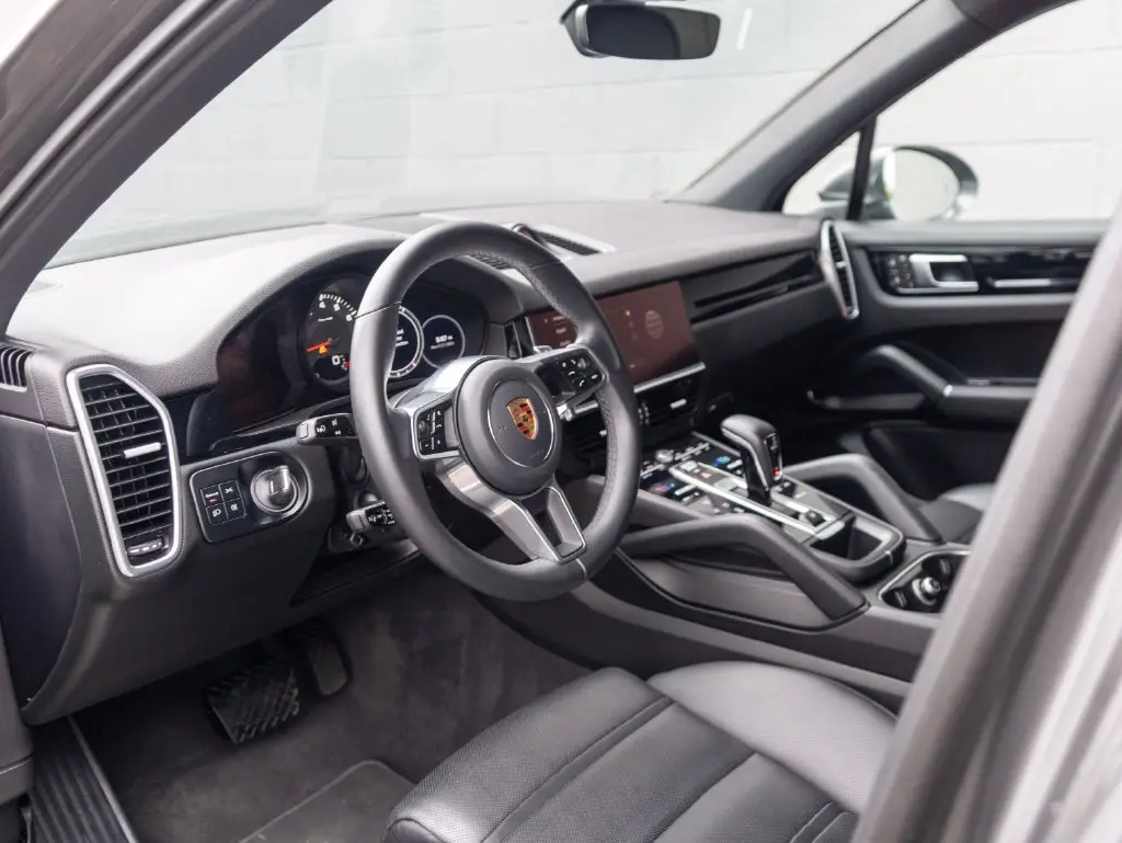 2023 Porsche Cayenne Base - Photo 32