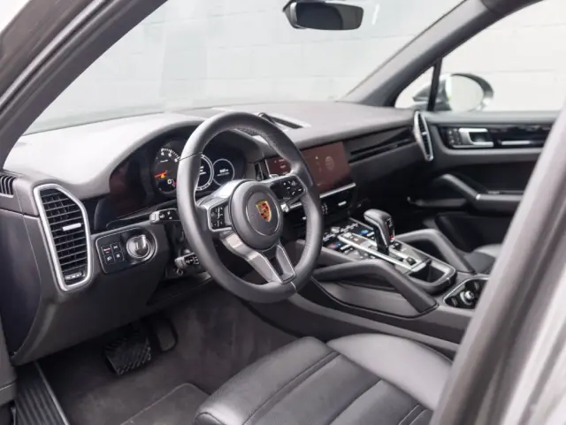 2023 Porsche Cayenne Base - Photo 30