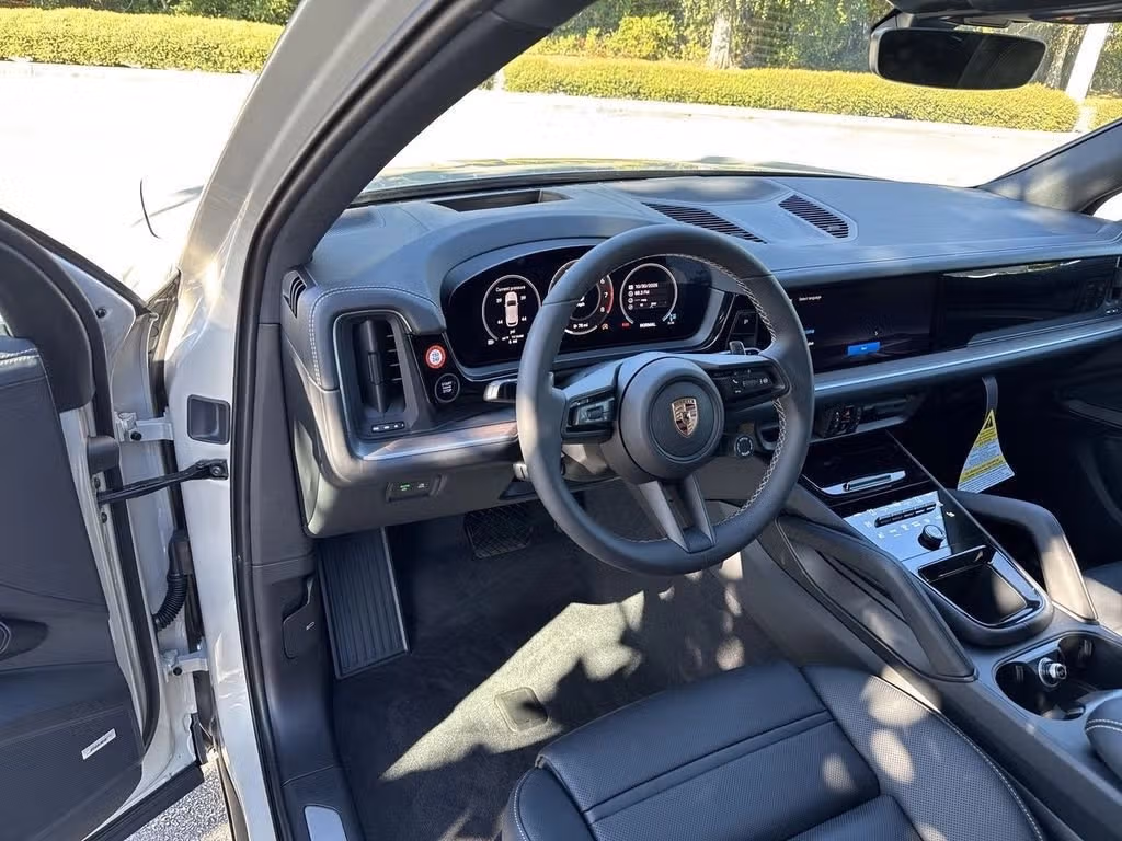 2026 Porsche Cayenne Base - Photo 28