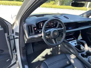 2026 Porsche Cayenne Base - Photo 29